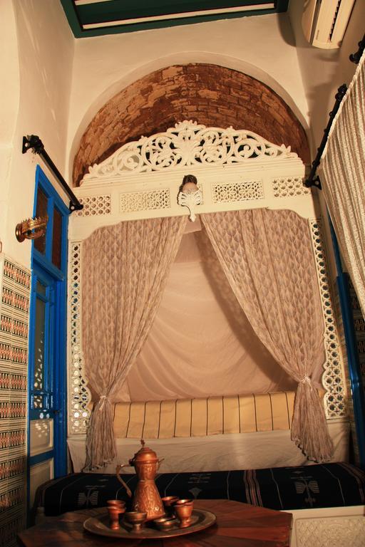 Dar Hassine Allani Kairouan Rum bild
