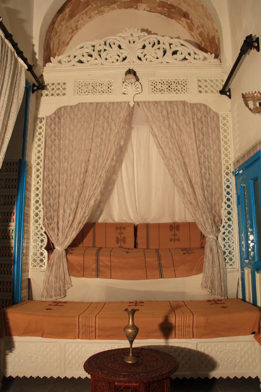 Dar Hassine Allani Kairouan Rum bild