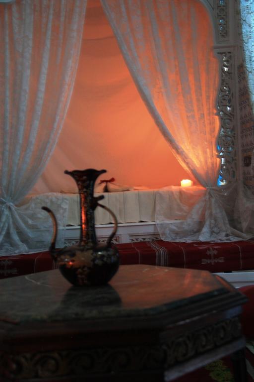 Dar Hassine Allani Kairouan Rum bild