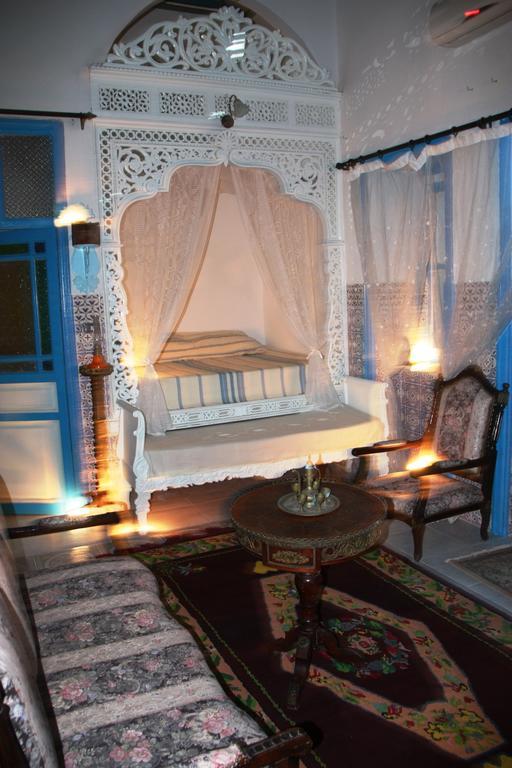 Dar Hassine Allani Kairouan Rum bild